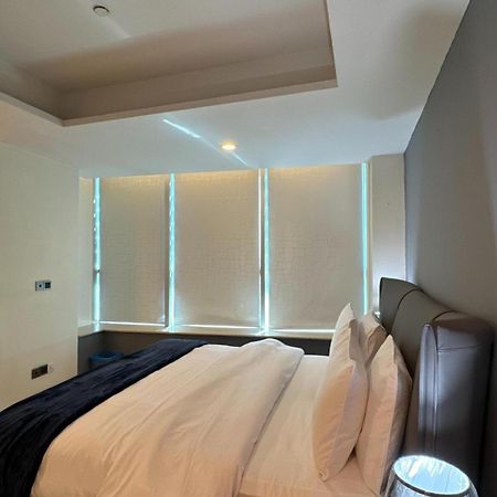 Centaurus Apartment City View Three Beds 이슬라마바드 외부 사진