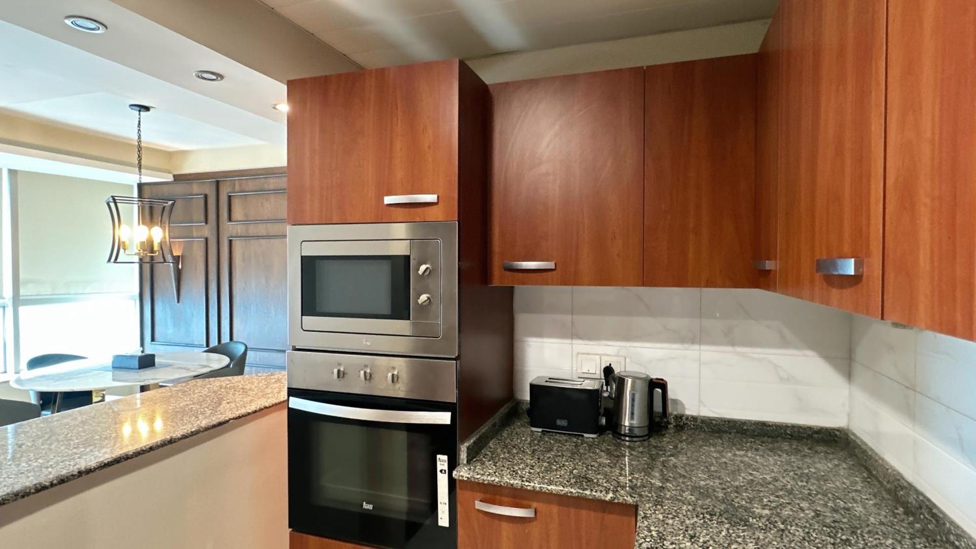 Centaurus Apartment City View Three Beds 이슬라마바드 외부 사진