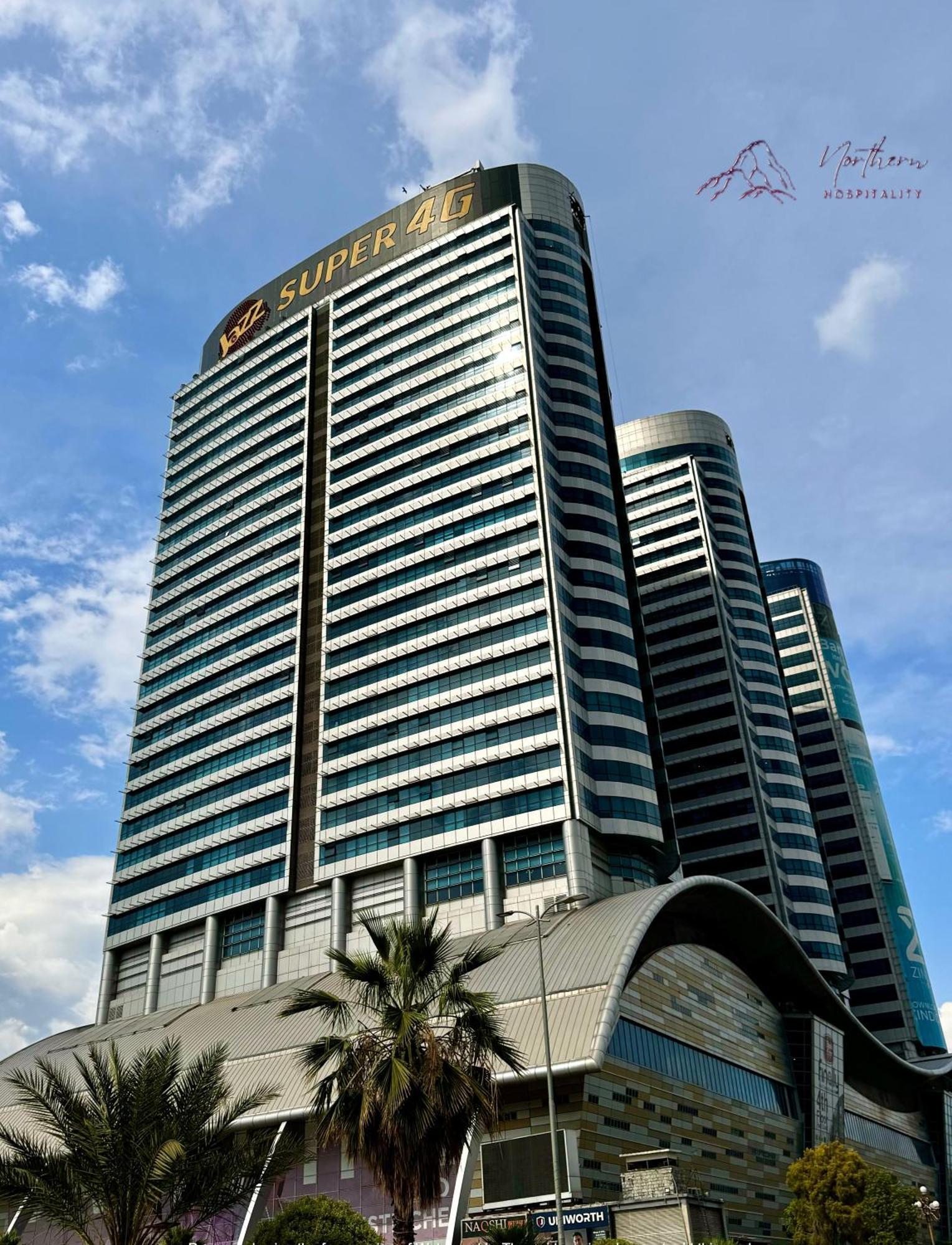Centaurus Apartment City View Three Beds 이슬라마바드 외부 사진