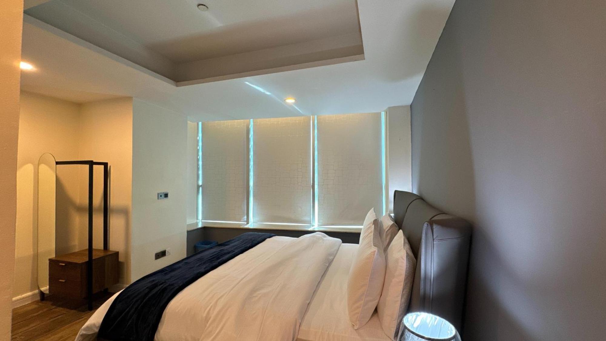 Centaurus Apartment City View Three Beds 이슬라마바드 외부 사진